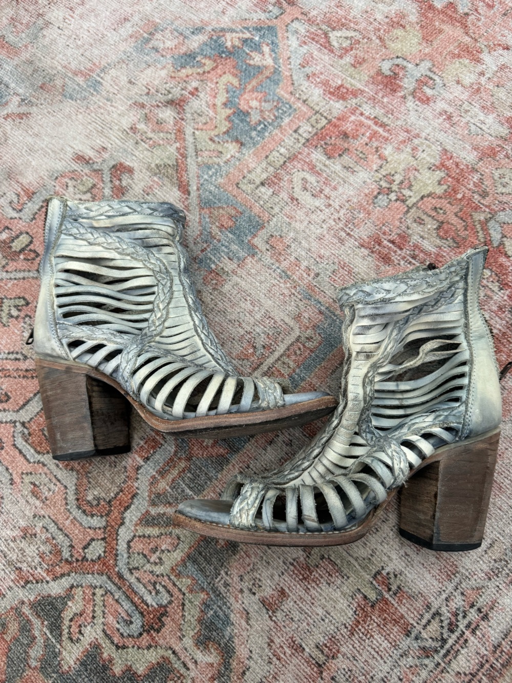 Freebird Women’s Bela Sandal 8